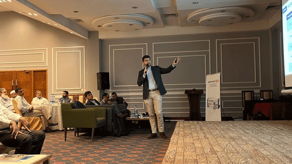 Seminar Newcastle Disease Pakistan